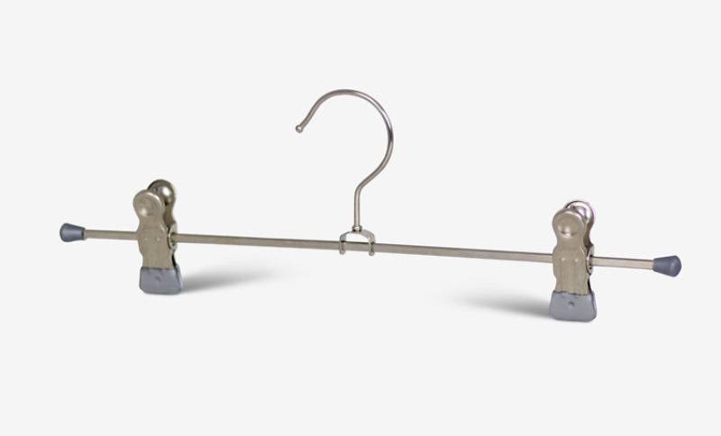 Hanger pour pantalons avec pinces Clip K D