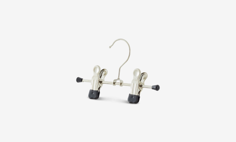 Hanger pour pantalons avec pinces Clip K D
